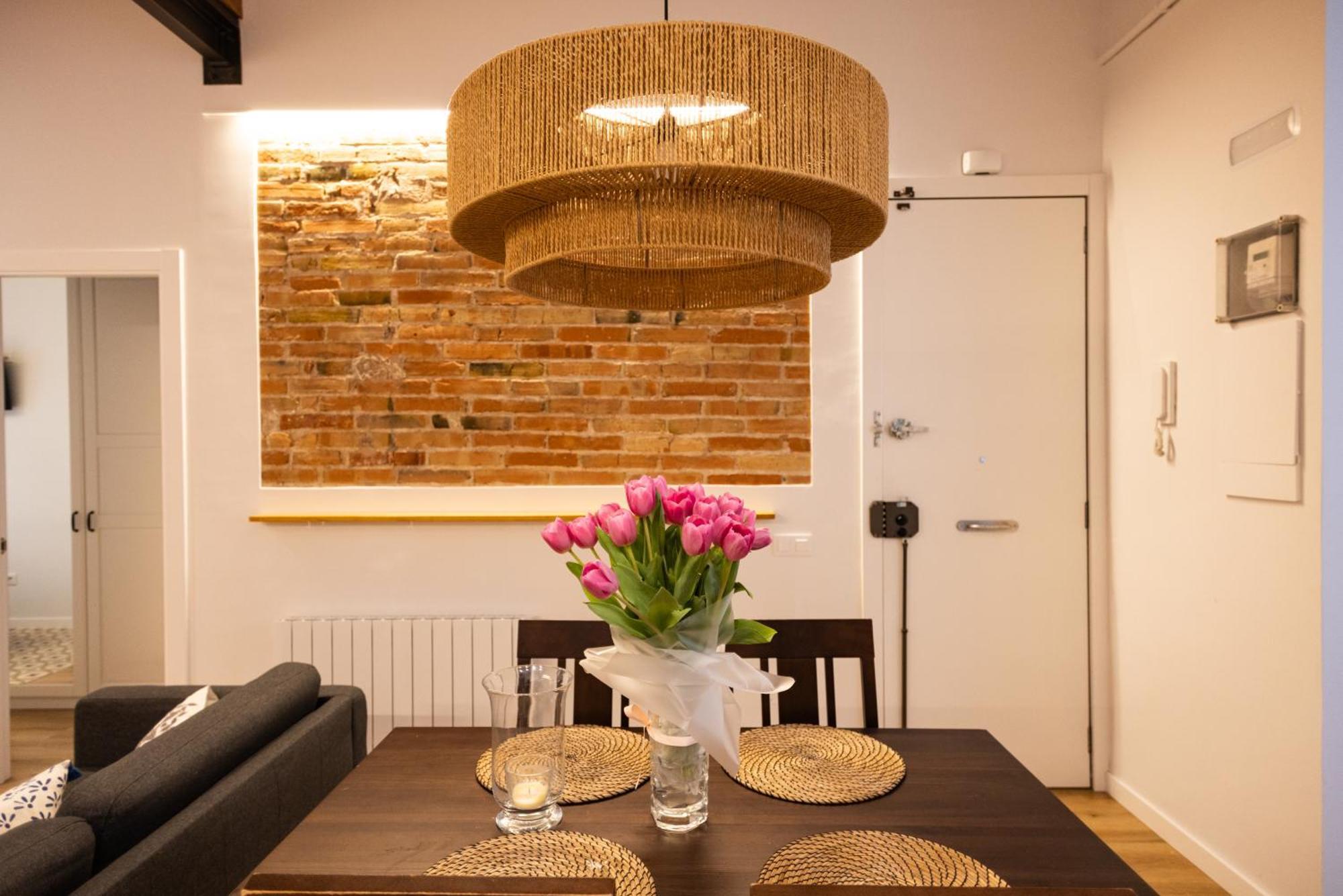 Poble Sec Charming Apartment 巴塞罗那 外观 照片